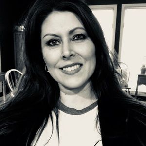 Meet your Posher, Carrie